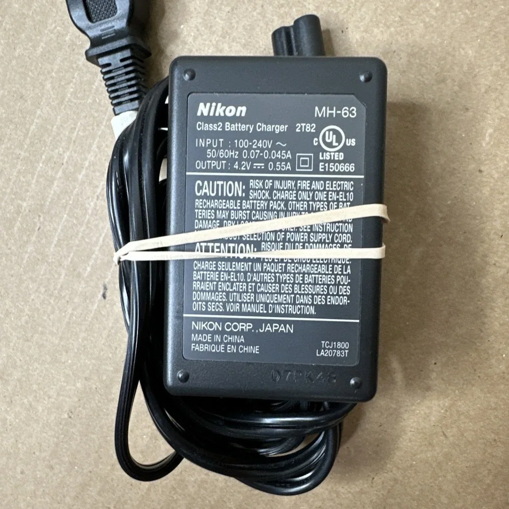 Nikon MH-63 Camera Charger for EN-EL10 Battery Coolpix S200 S210 S230 S500